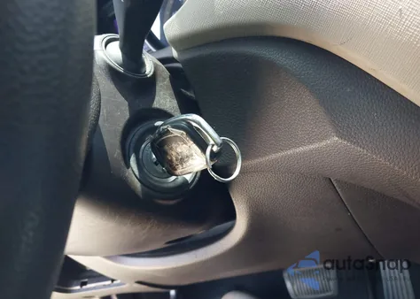 2015 Hyundai Santa Fe Sport 2.4L из США, поврежденный, VIN 5XYZU3LB2FG245007